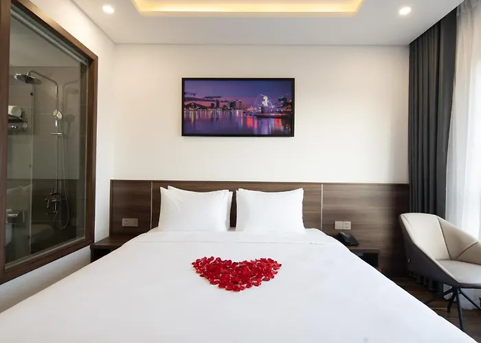 Tan Phuong Nam Hotel & Apartment